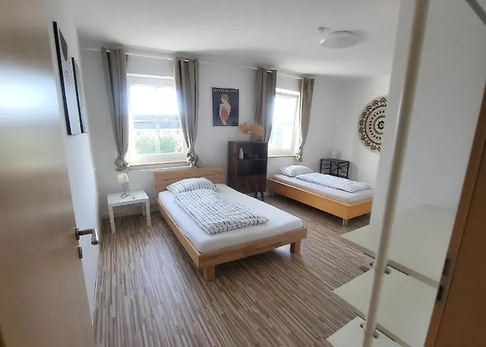 Apartman 80qm Mit Balkon 3 Getrennte Raeume
